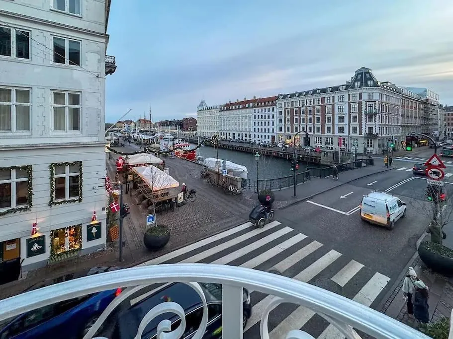 Chic Apartment In Vibrant Area By Copenhagen Canals