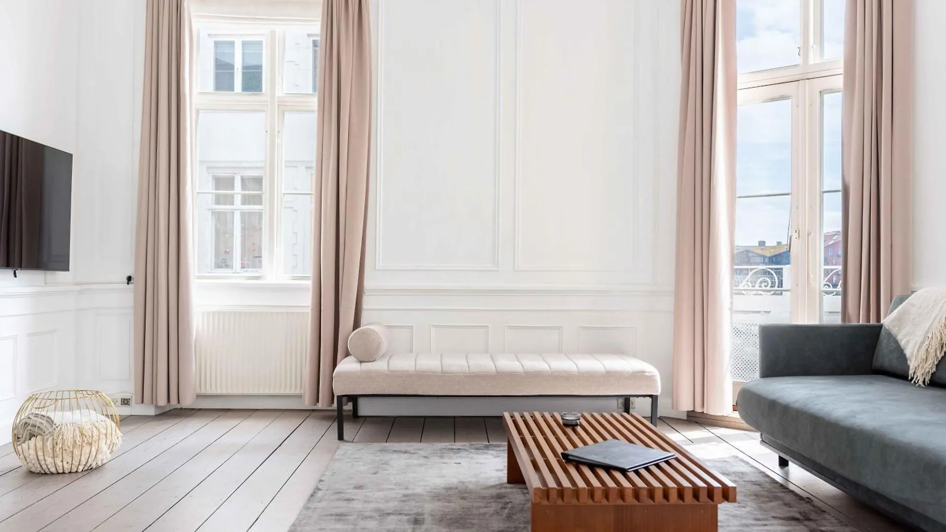 Chic Apartment In Vibrant Area By Copenhagen Canals